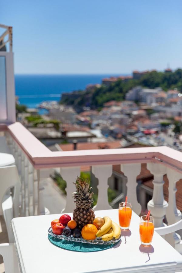 Castello Apartments Ulcinj Bagian luar foto