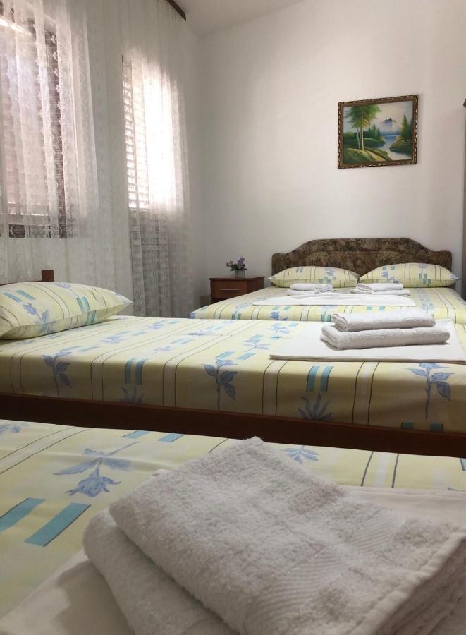 Castello Apartments Ulcinj Bagian luar foto